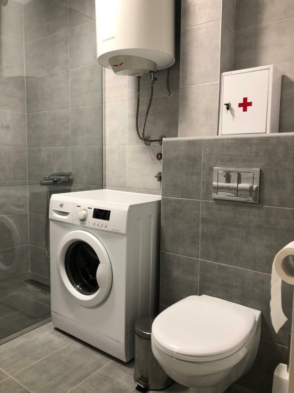 Center Apartments Skopje Bagian luar foto